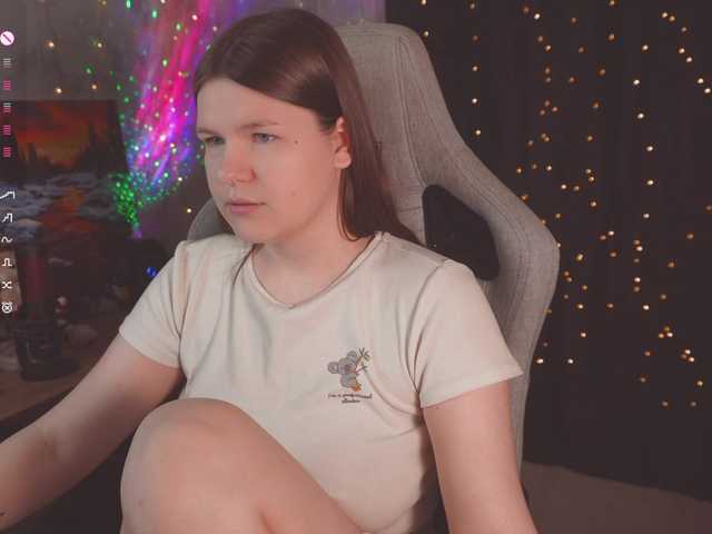 cutesoneckaaa live cam on BongaCams