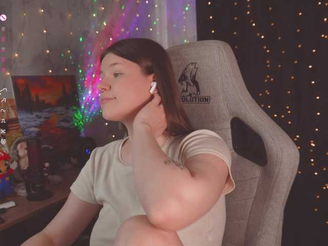 cutesoneckaaa live cam on BongaCams