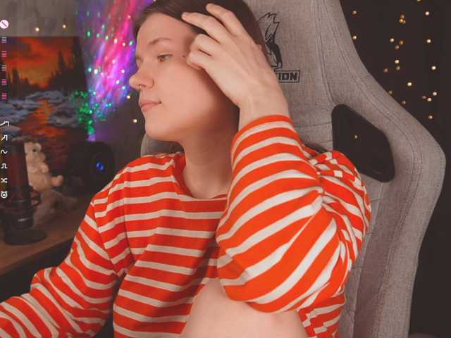 cutesoneckaaa live cam on BongaCams