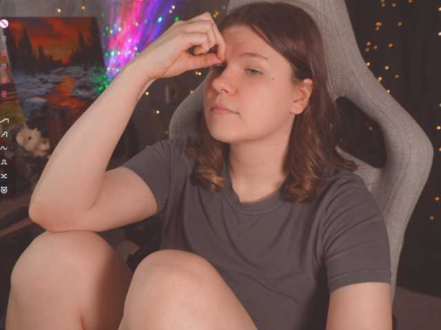 cutesoneckaaa live cam on BongaCams
