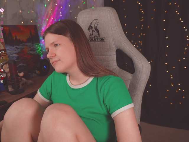 cutesoneckaaa live cam