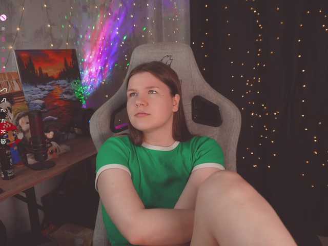 cutesoneckaaa live cam on BongaCams