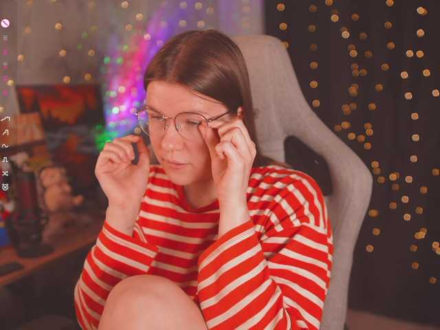 cutesoneckaaa live cam on BongaCams