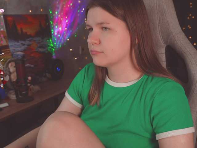 cutesoneckaaa live cam on BongaCams
