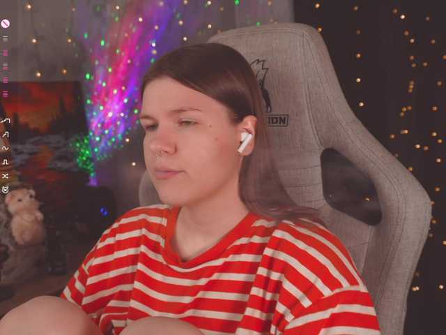 cutesoneckaaa live cam on BongaCams