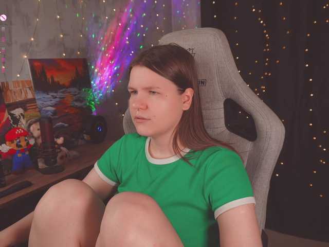 cutesoneckaaa live cam on BongaCams