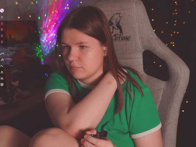cutesoneckaaa live cam on BongaCams