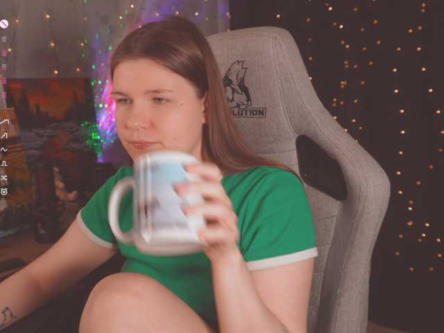 cutesoneckaaa, live now on BongaCams