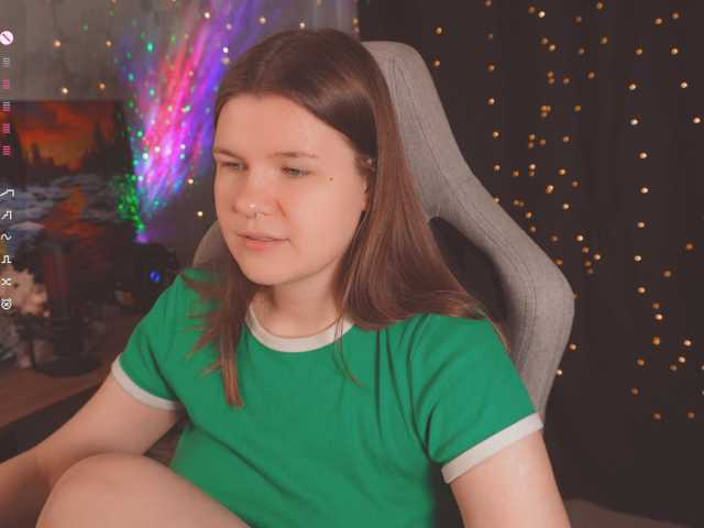 cutesoneckaaa live cam on BongaCams