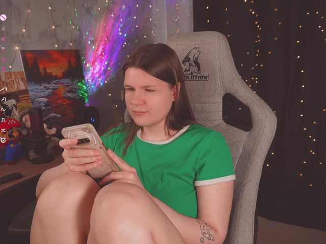 cutesoneckaaa live cam on BongaCams