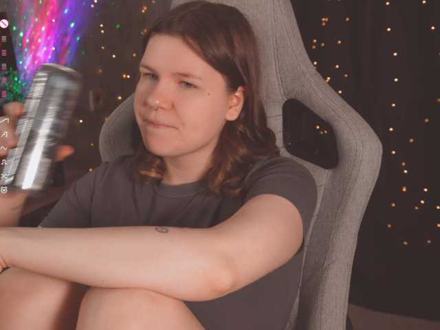 cutesoneckaaa live cam preview