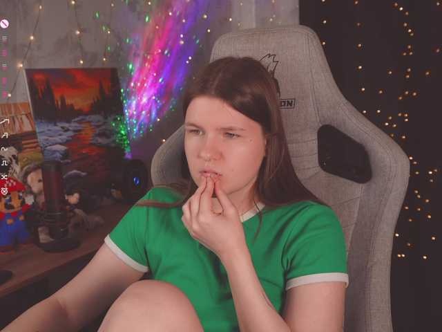 cutesoneckaaa live cam on BongaCams