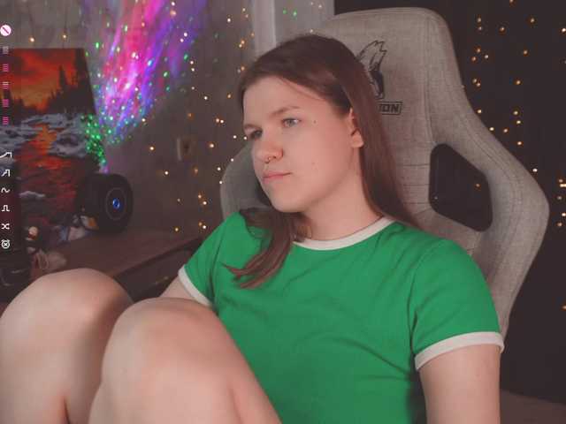 cutesoneckaaa live cam on BongaCams