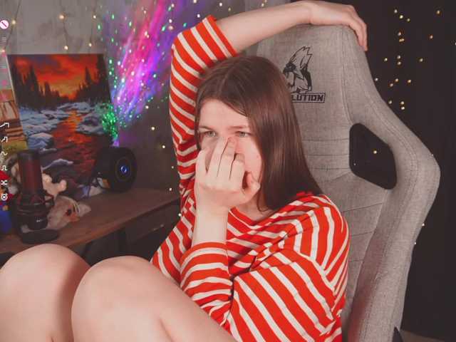 cutesoneckaaa live cam on BongaCams