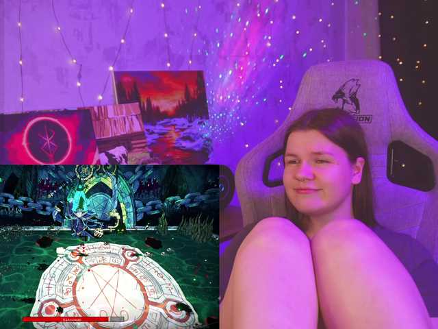 cutesoneckaaa live webcam show