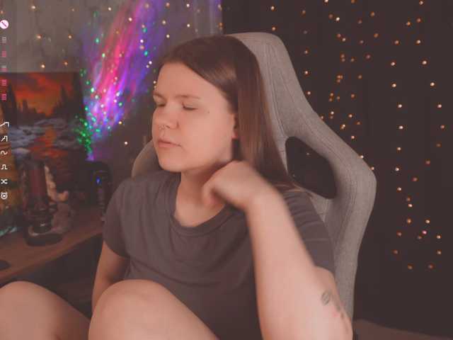 cutesoneckaaa live cam on BongaCams