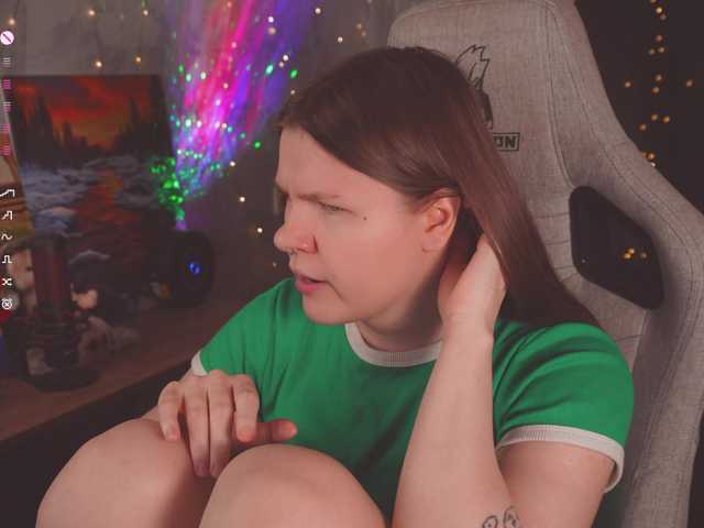 cutesoneckaaa live cam preview