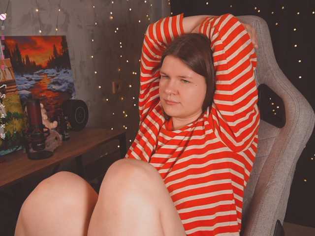 cutesoneckaaa, en vivo ahora en BongaCams