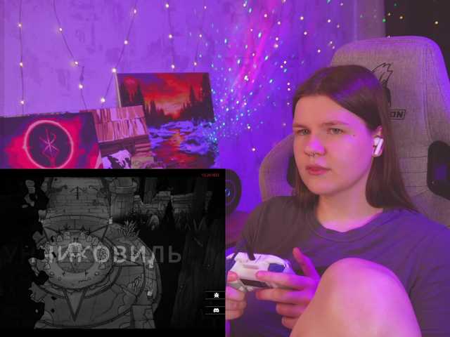 cutesoneckaaa live webcam show