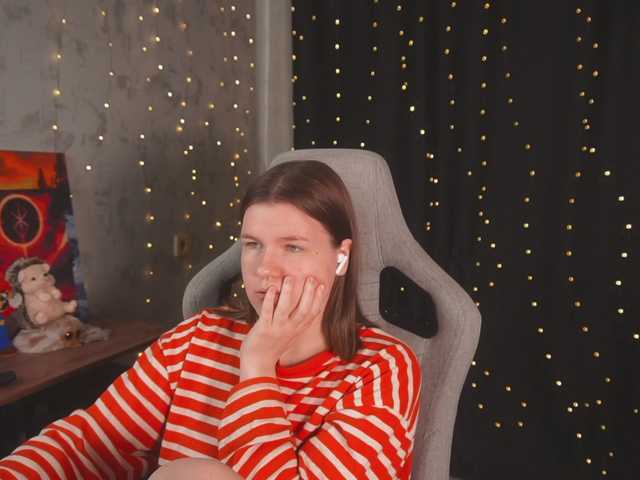 cutesoneckaaa live cam