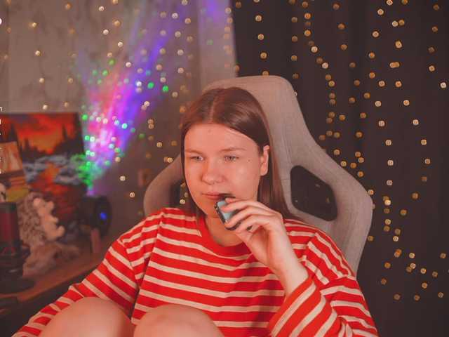 cutesoneckaaa live cam on BongaCams