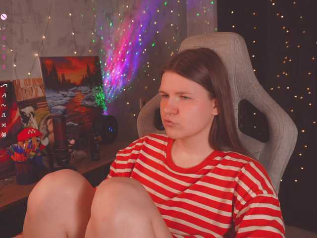 cutesoneckaaa live cam on BongaCams