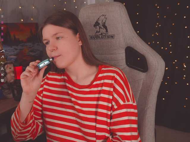 cutesoneckaaa live cam on BongaCams