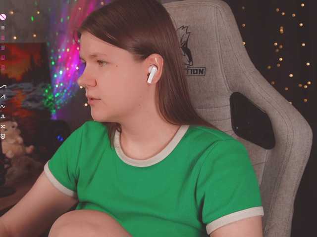 cutesoneckaaa live cam on BongaCams