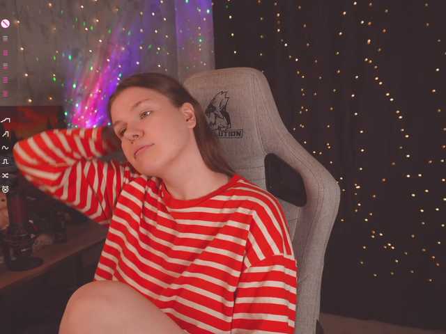 cutesoneckaaa live cam on BongaCams