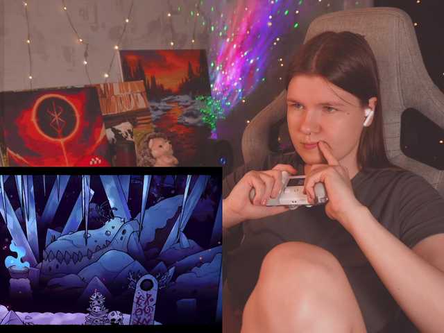 cutesoneckaaa live webcam show