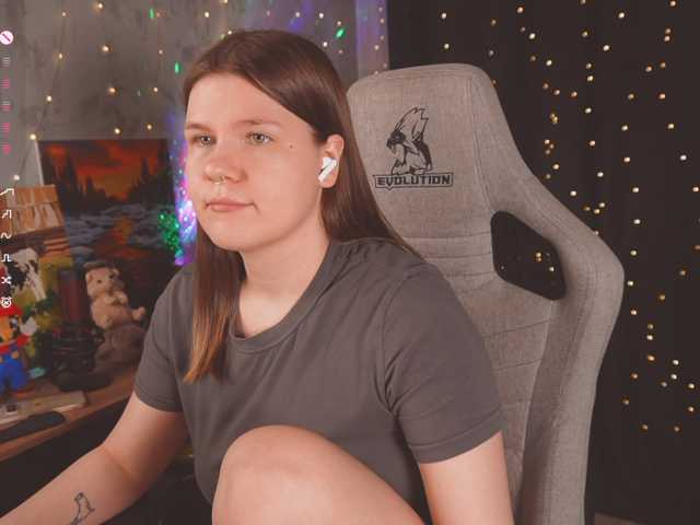 cutesoneckaaa live cam on BongaCams