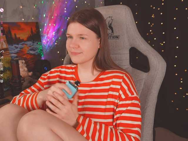 cutesoneckaaa live cam on BongaCams