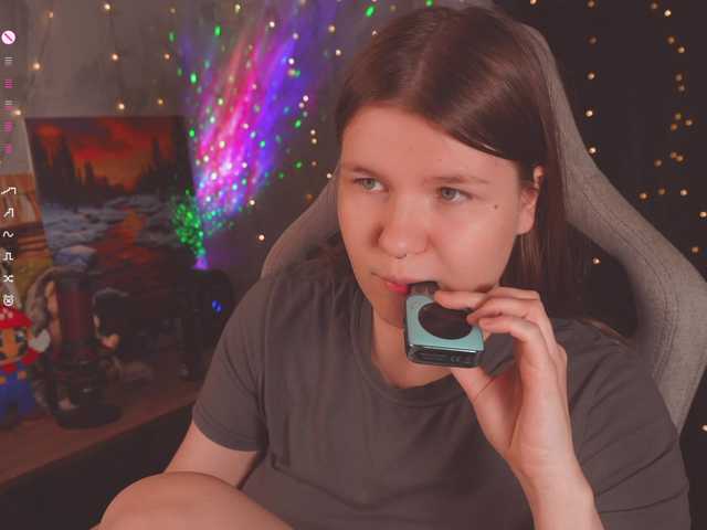 cutesoneckaaa live cam on BongaCams