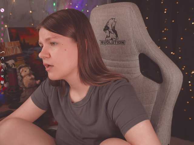 cutesoneckaaa live cam on BongaCams