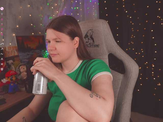 cutesoneckaaa live cam