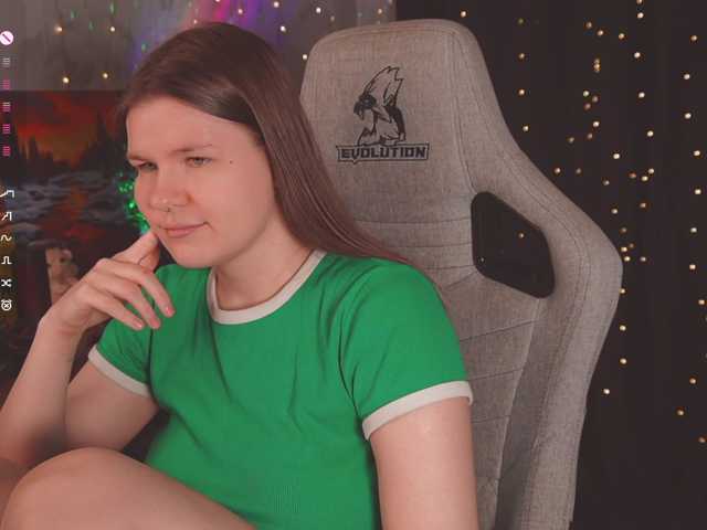 cutesoneckaaa live cam on BongaCams