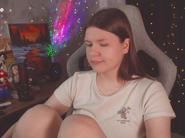 cutesoneckaaa live cam