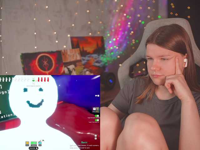 cutesoneckaaa live cam on BongaCams