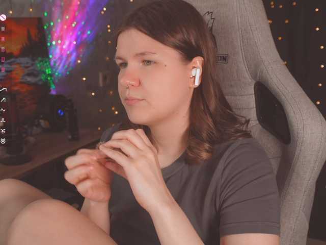 cutesoneckaaa live cam on BongaCams
