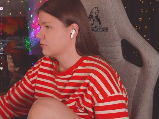 cutesoneckaaa live cam preview