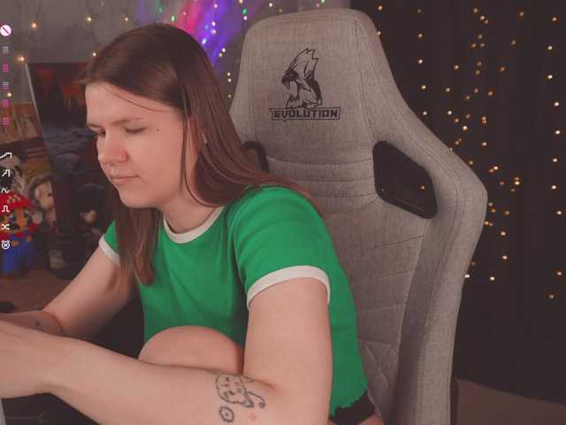 cutesoneckaaa live cam on BongaCams