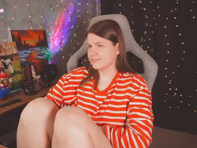 cutesoneckaaa, en vivo ahora en BongaCams