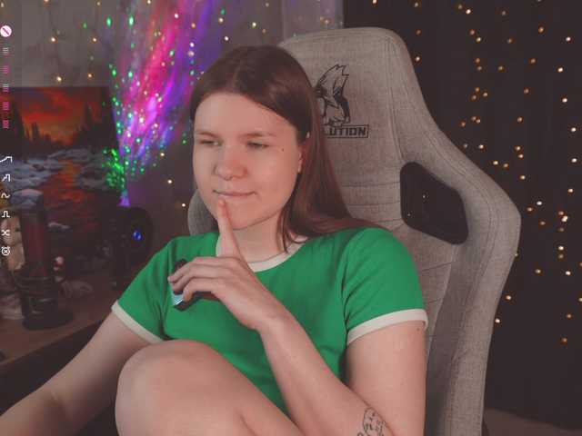 cutesoneckaaa live cam on BongaCams