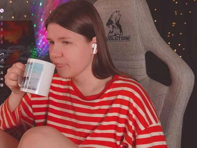cutesoneckaaa live cam preview