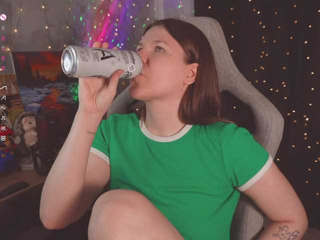 cutesoneckaaa live cam on BongaCams