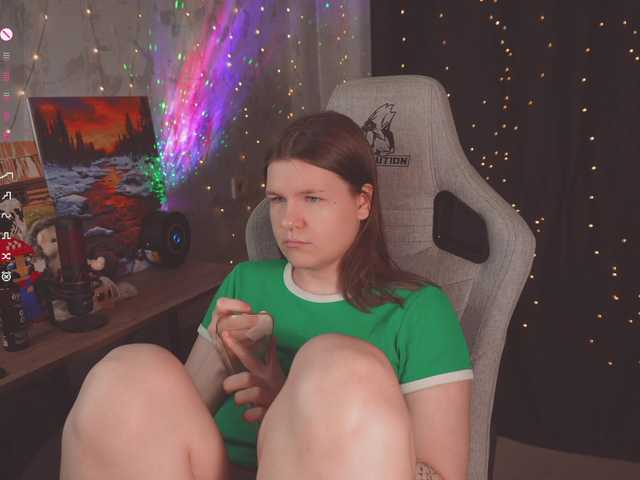 cutesoneckaaa live cam on BongaCams