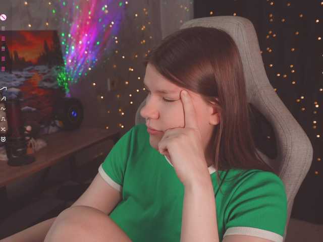 cutesoneckaaa live cam on BongaCams