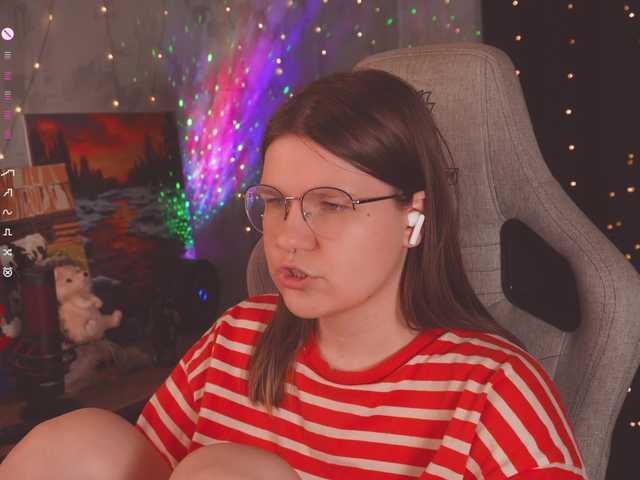 cutesoneckaaa live cam on BongaCams
