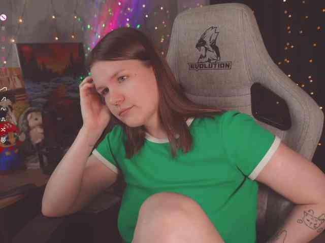 cutesoneckaaa webcam