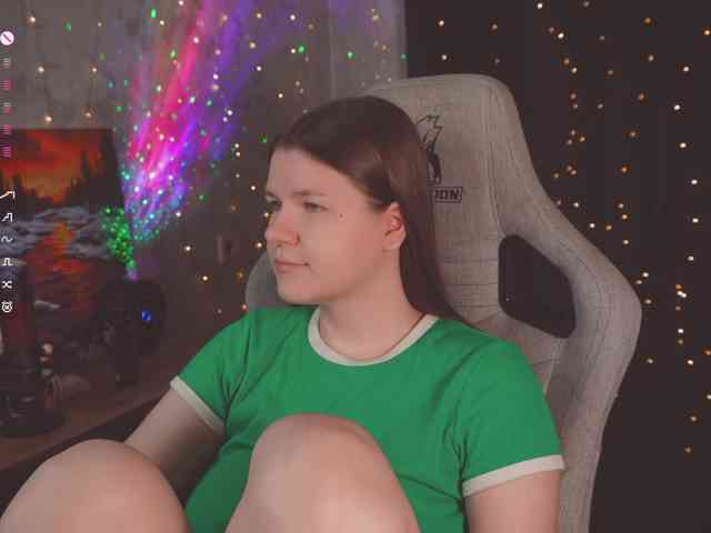 cutesoneckaaa webcam